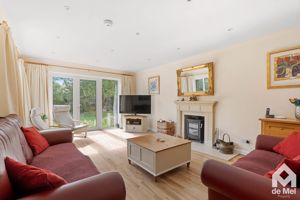 Photo 8- click for photo gallery